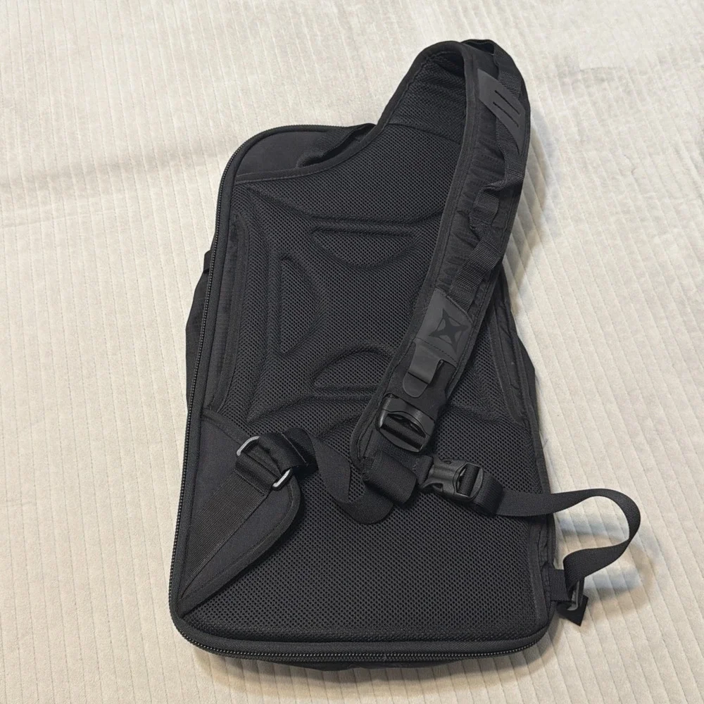 Vertx Commuter Sling 2.0 EDC CCW Bag F1 VTX5011 Backpack Black EUC